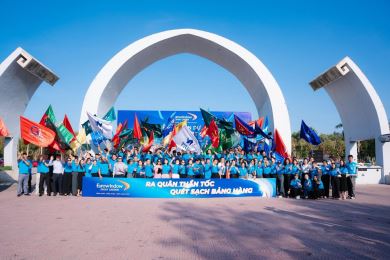 eurowindow-sport-garden-ra-quan-bung-no-thi-truong-dia-oc-vinh-2025